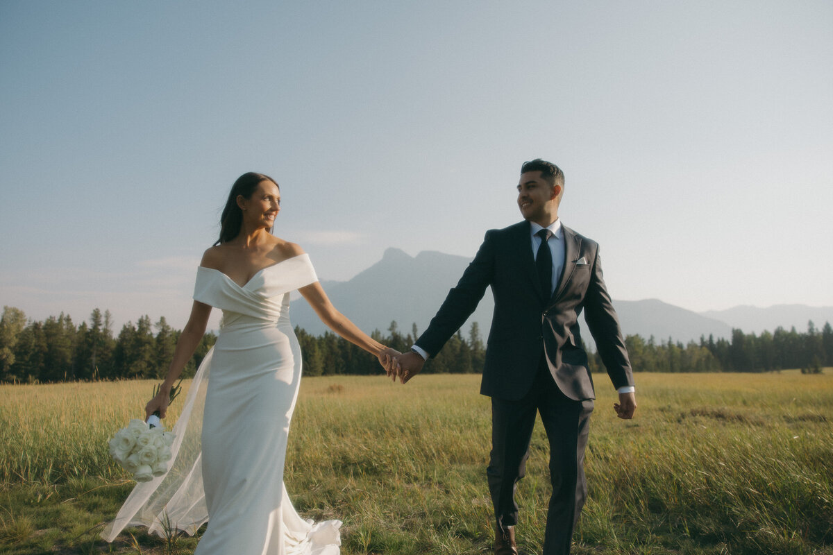 VPC-BANFF-INTIMATE-WEDDING-76