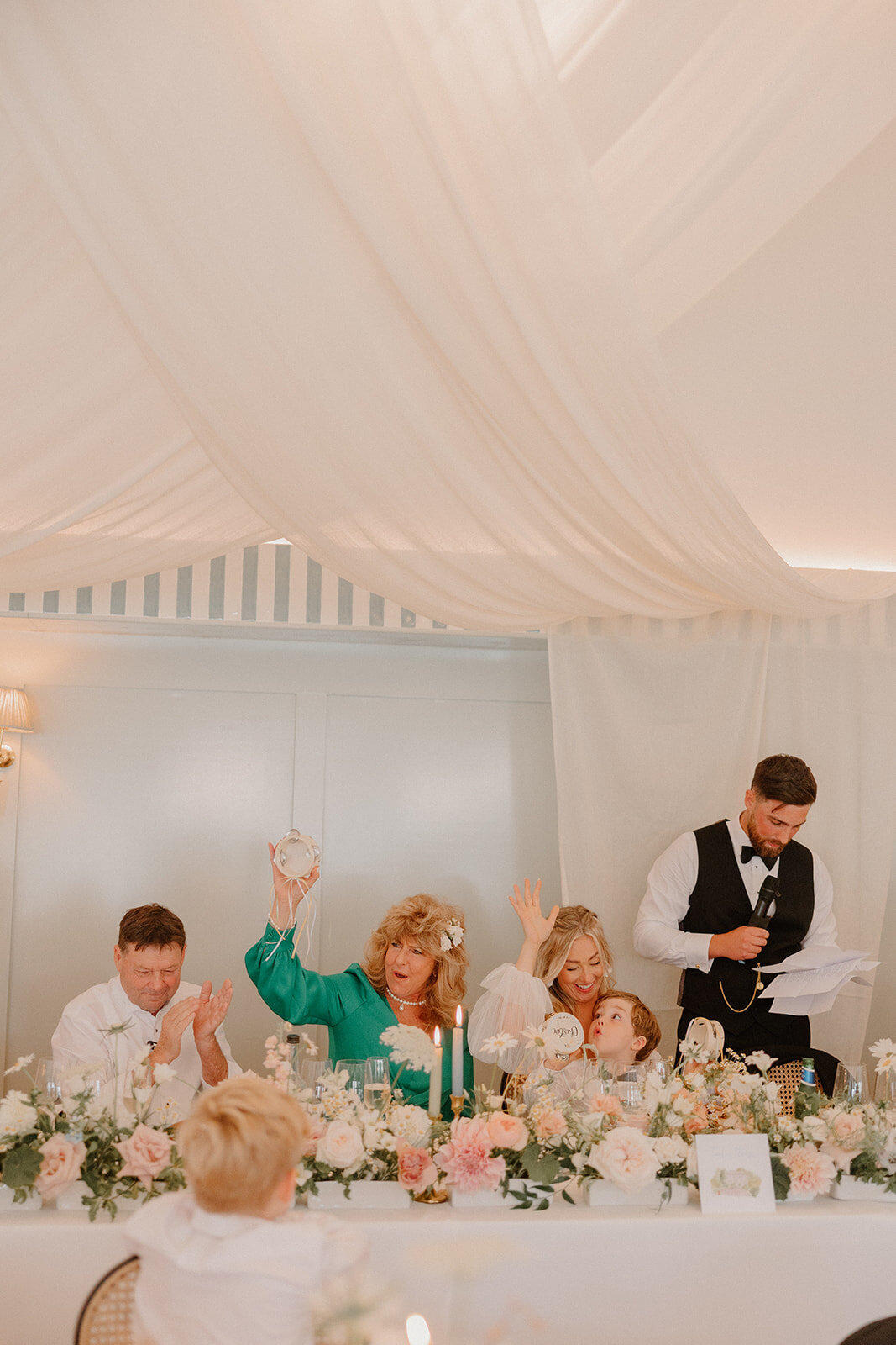 THE TOASTS_MOR38661