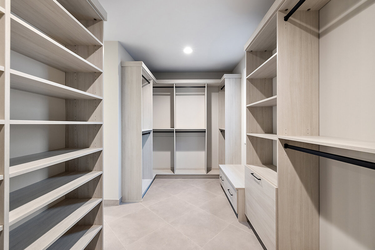 6655 Roseberry Interior-31