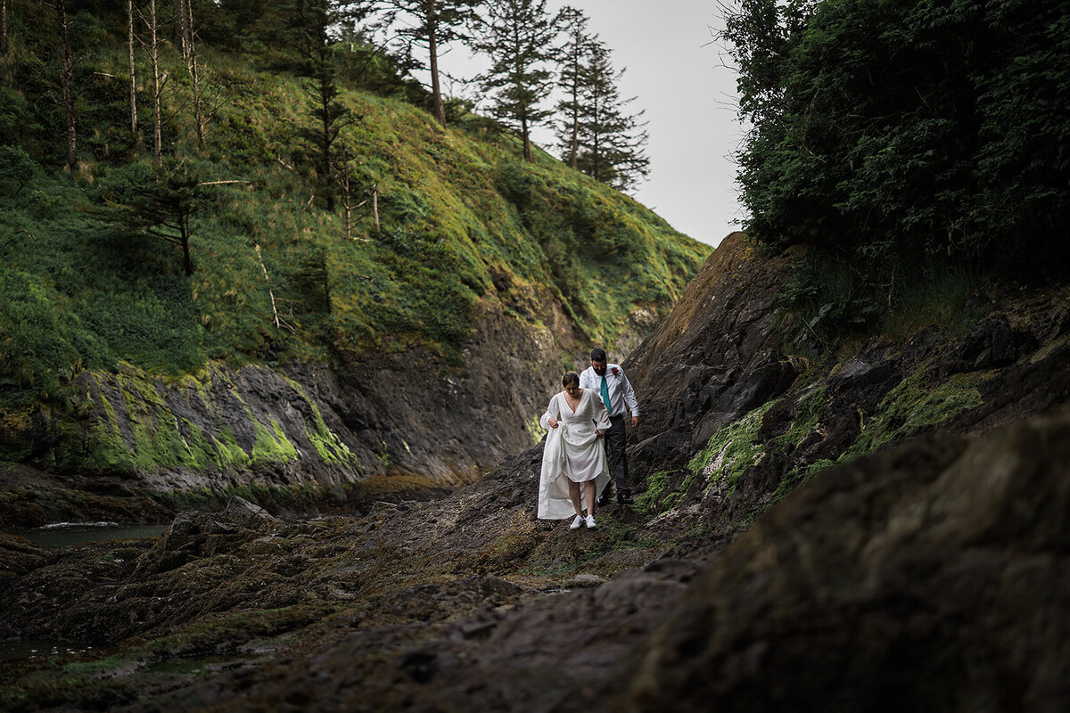 Final_Seaview Washington Elopement - Tara Nichole Photo - 2024 - Lauren and Jarrod-151
