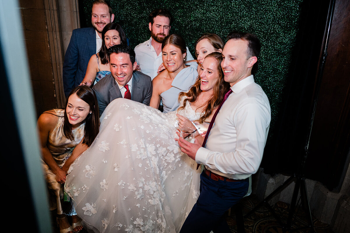 university club of chicago wedding photos by fox and ivory - 50