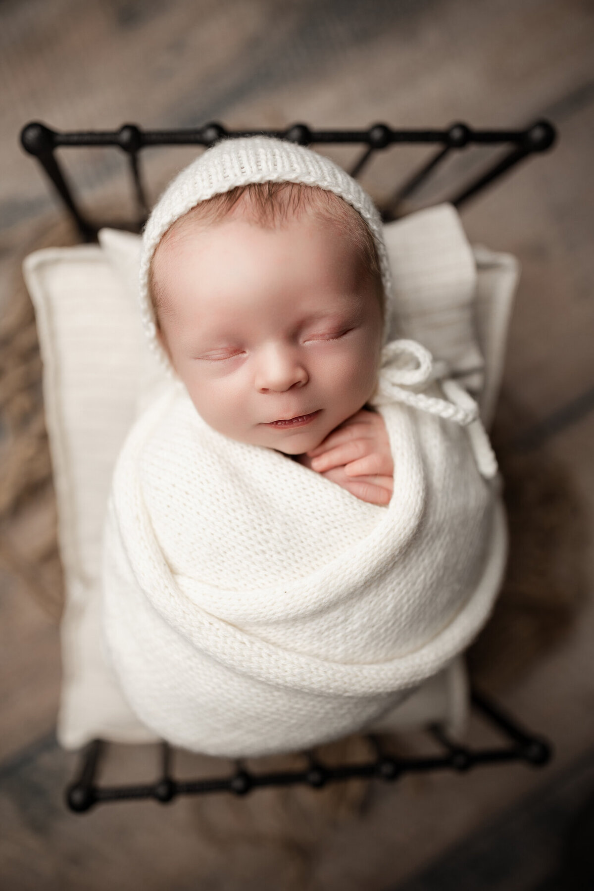 best newborn photography Cave Springs, Pleasant Grove newborn photographer, Farmington AR newborn photography