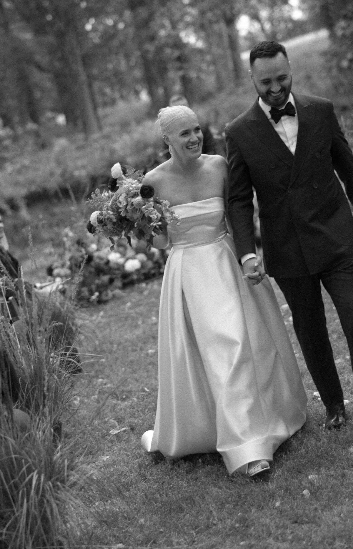 nateandbekah_chicagoweddingpreview_sandiegoweddingphotographer_lainatortoriciphoto-45