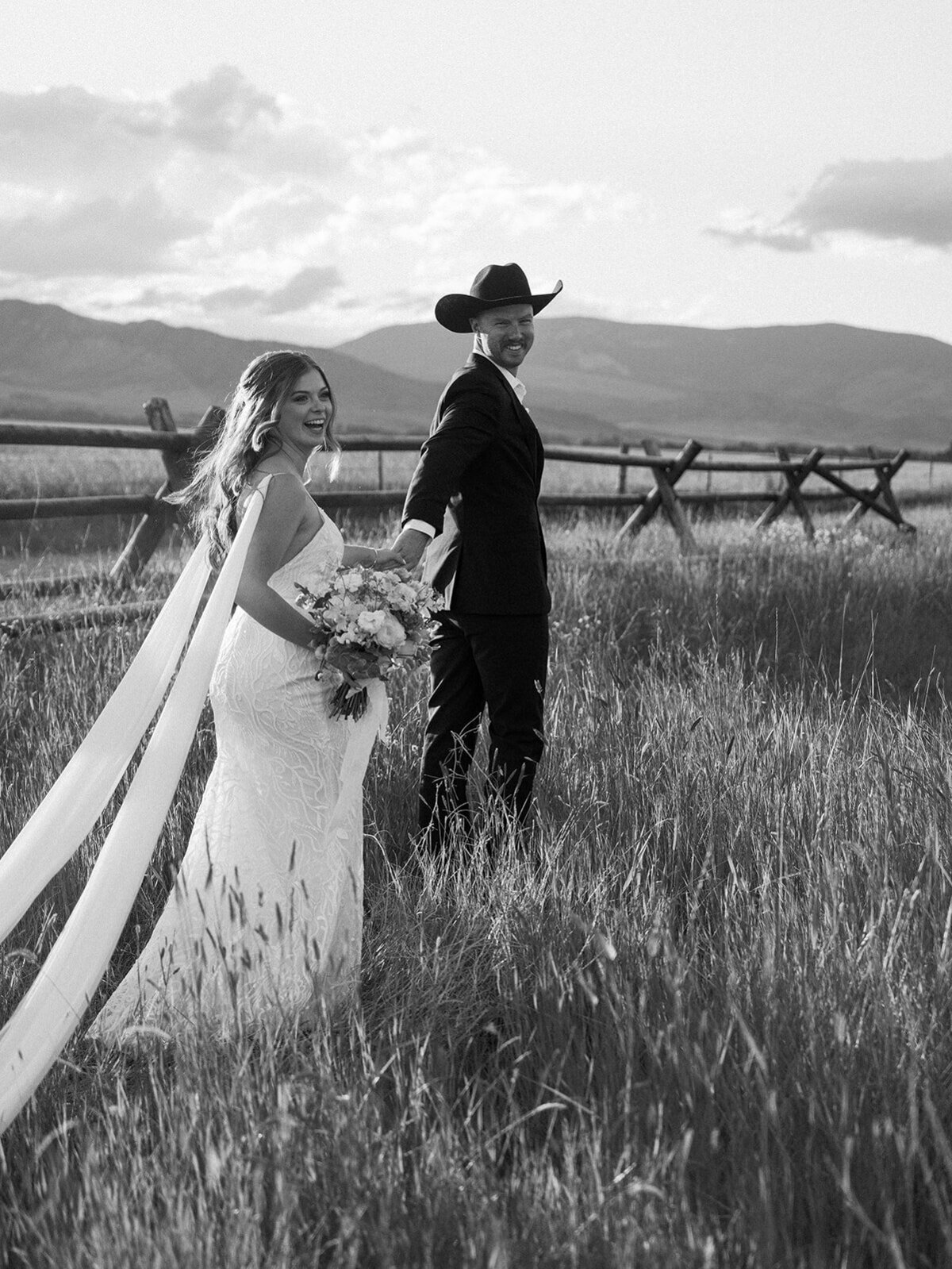 Sam & Molly_The Copper Rose Ranch Montana-737