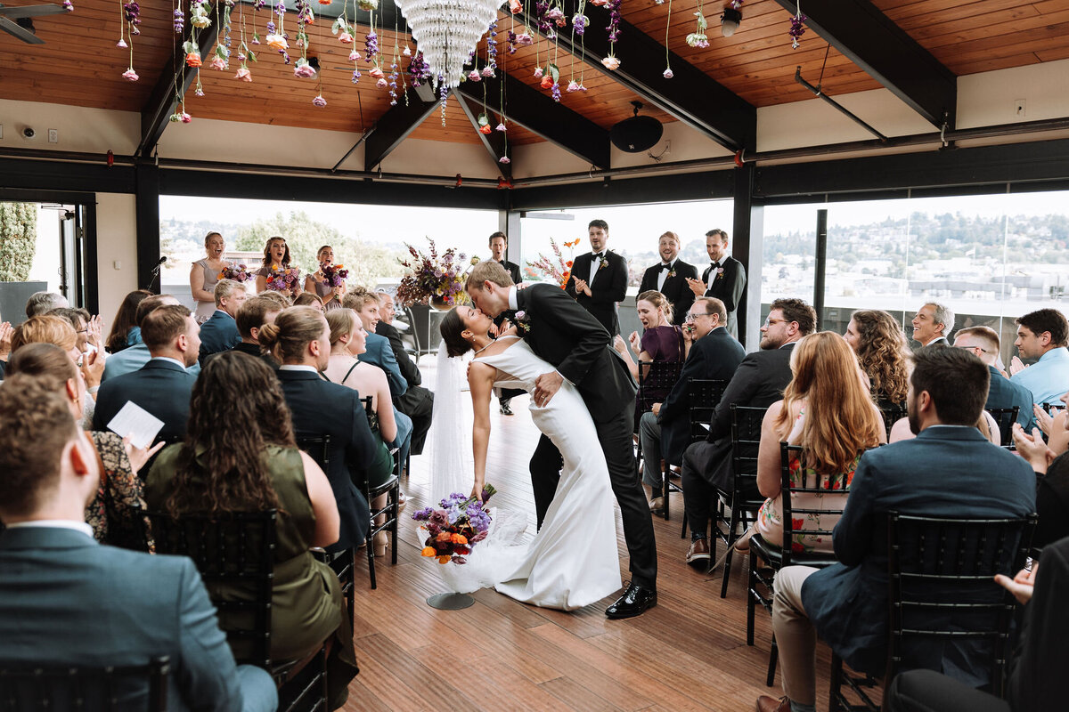 Colorful-Wedding-Olympic-Rooftop-Flora-Nova-Design-Seattle-00031