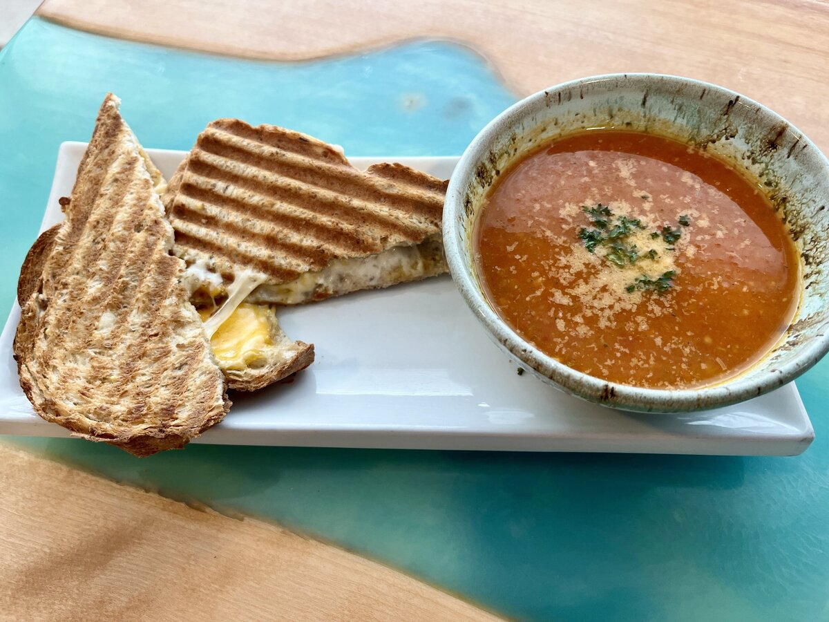 Soup of the Day | Healthy Cafe Food | Cinnamon Soul Cafe