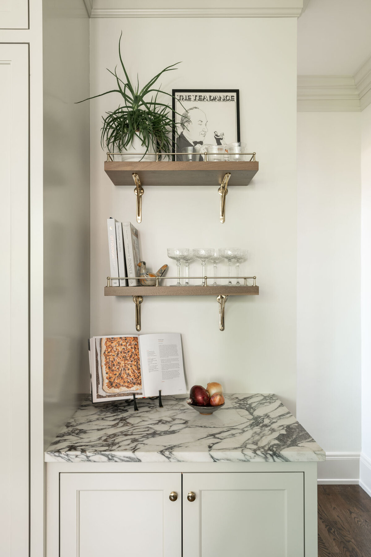 SIL & PARK - The Heart House_Cleveland Interior Designer - Home Design Renovation Kitchen Bathroom Custom Interior - 7