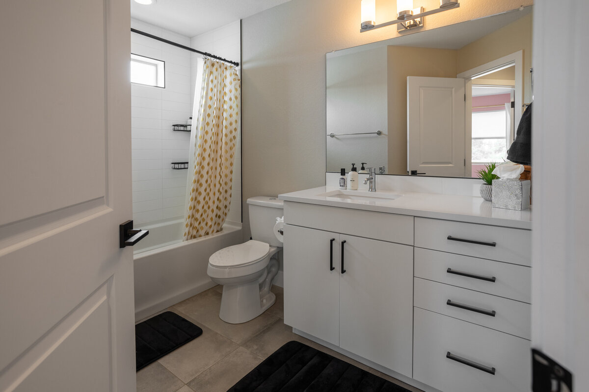 BDStudios_4448_S_Acoma_Street_23