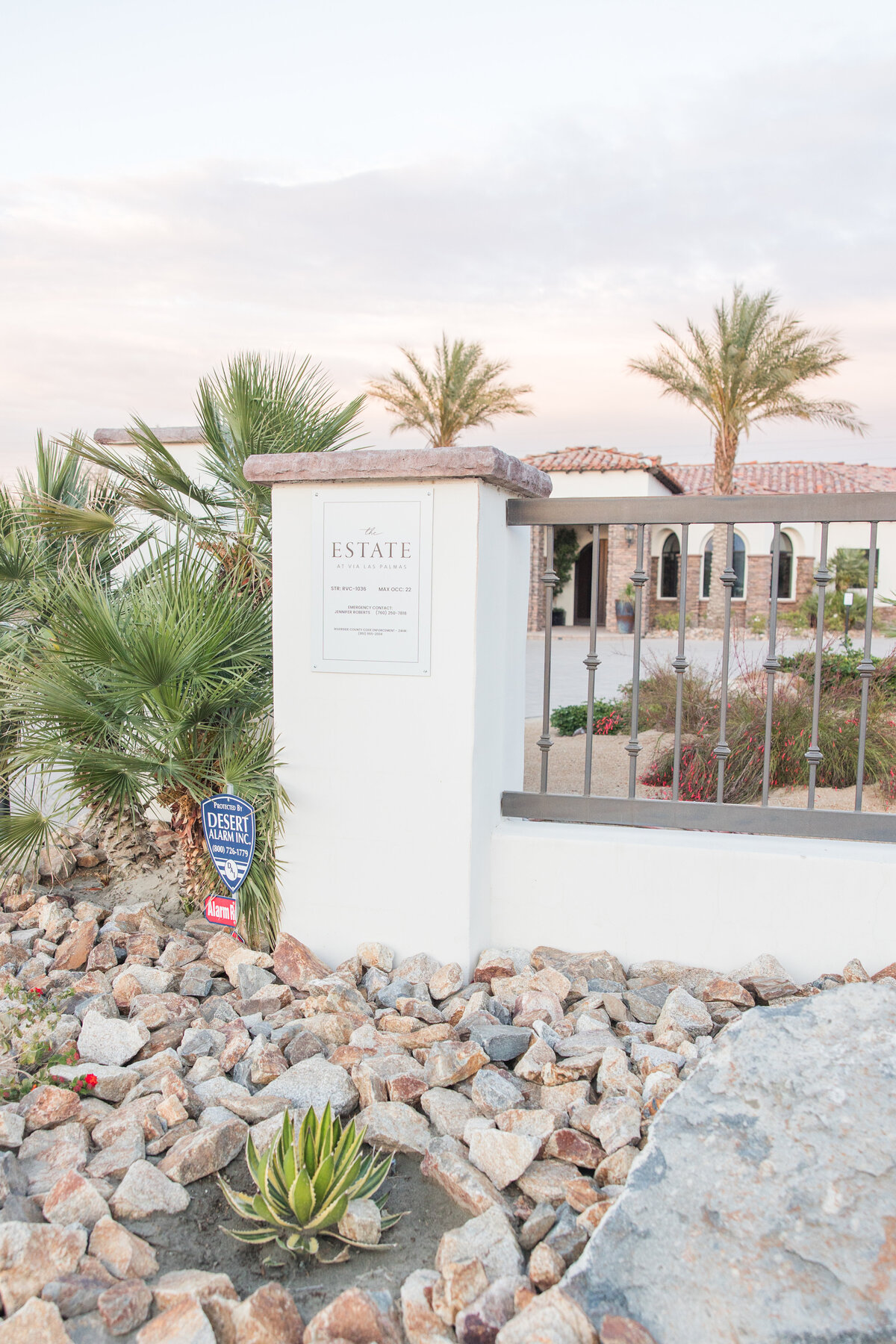 The Estate at Via Las Palmas Palm Springs Light and airy spring wedding southern california wedding venue luxury photography-306