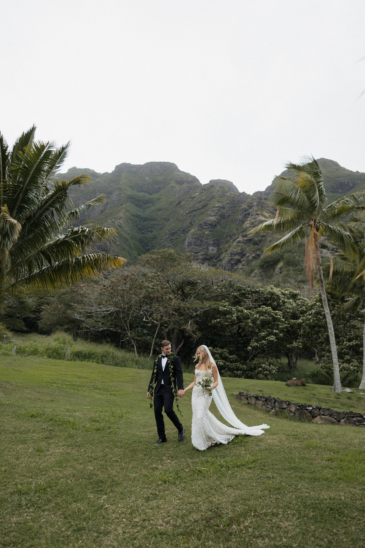 Kualoa-ranch-paliku-gardens-wedding-theel-productions (390)
