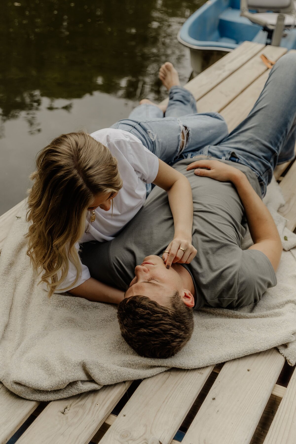 private-pond-couples-session-22