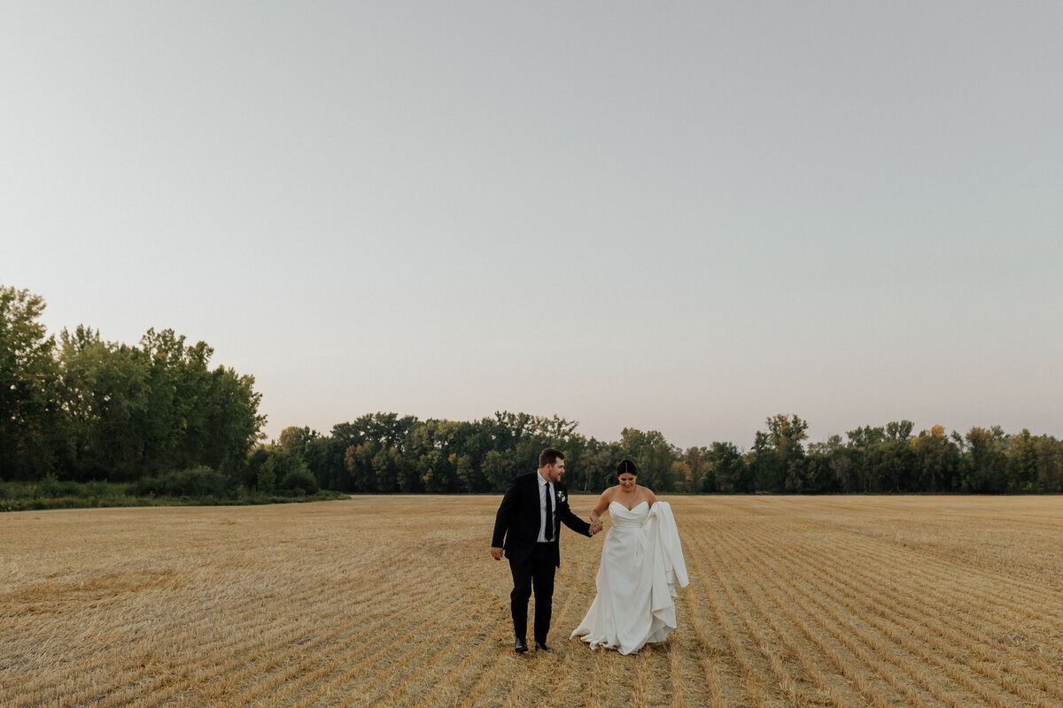 Prairie Wedding Manitoba Sunset035