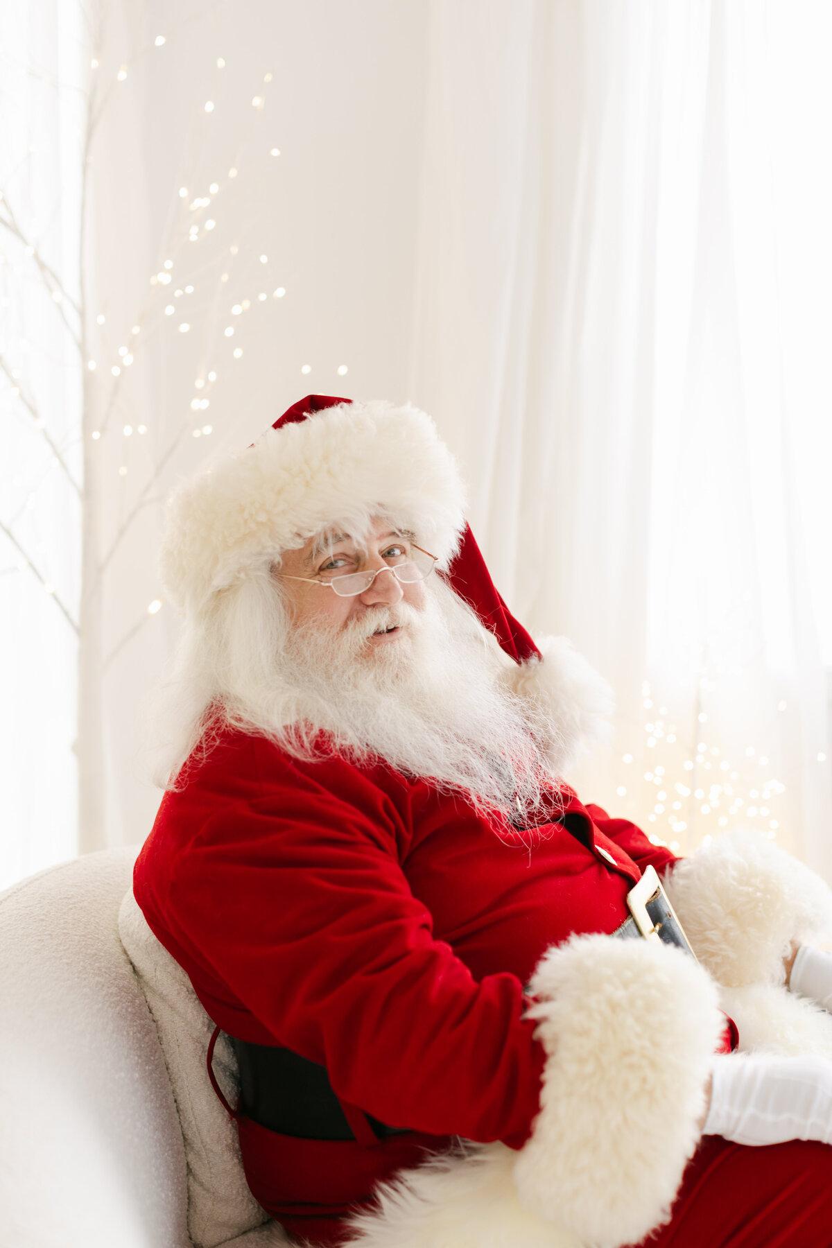 11_Chicago Holiday Santa Photographer _Elle Baker Photography
