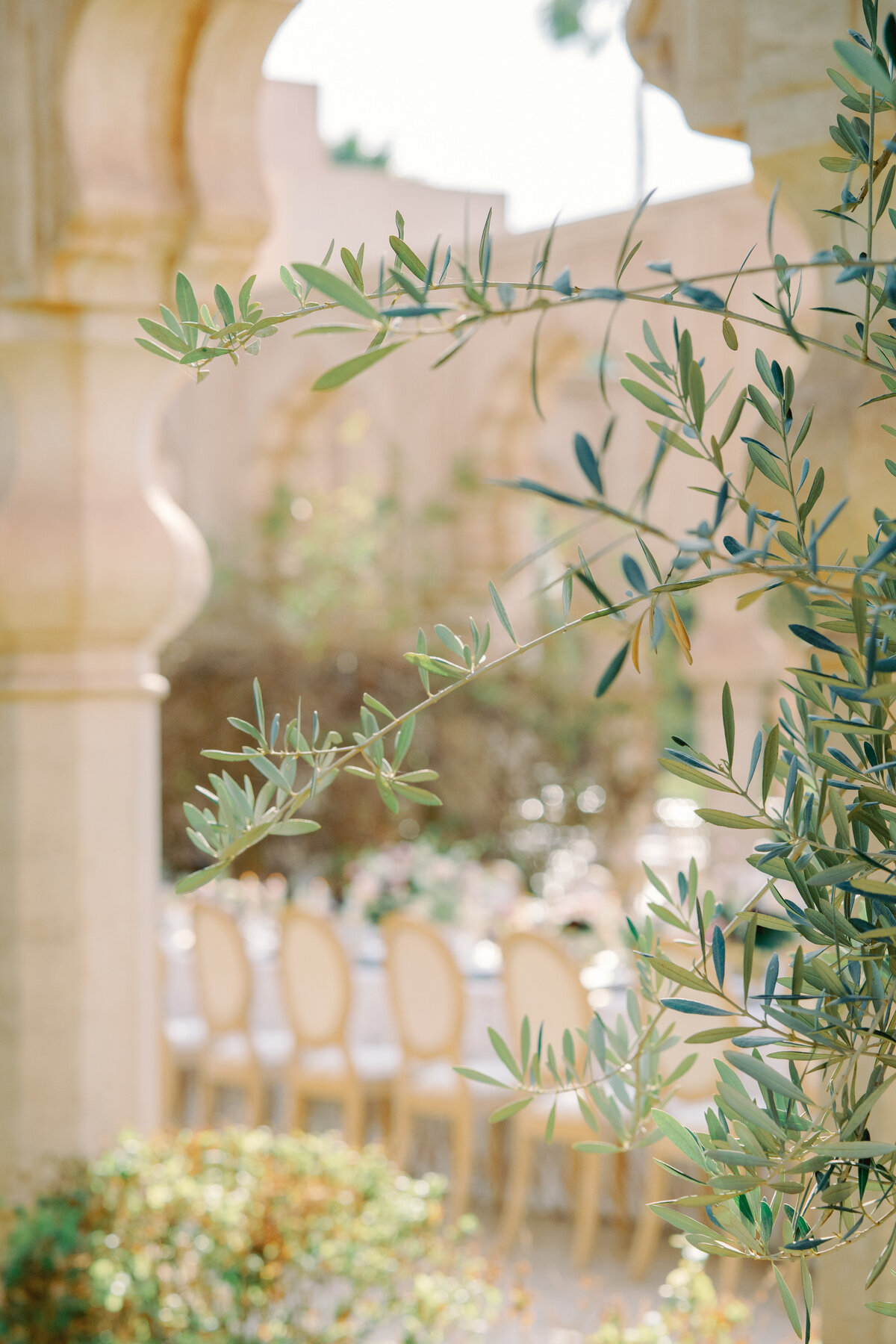 Wedding reception at Palais Namaskar Morocco for a destination wedding photographed by Italy photographer