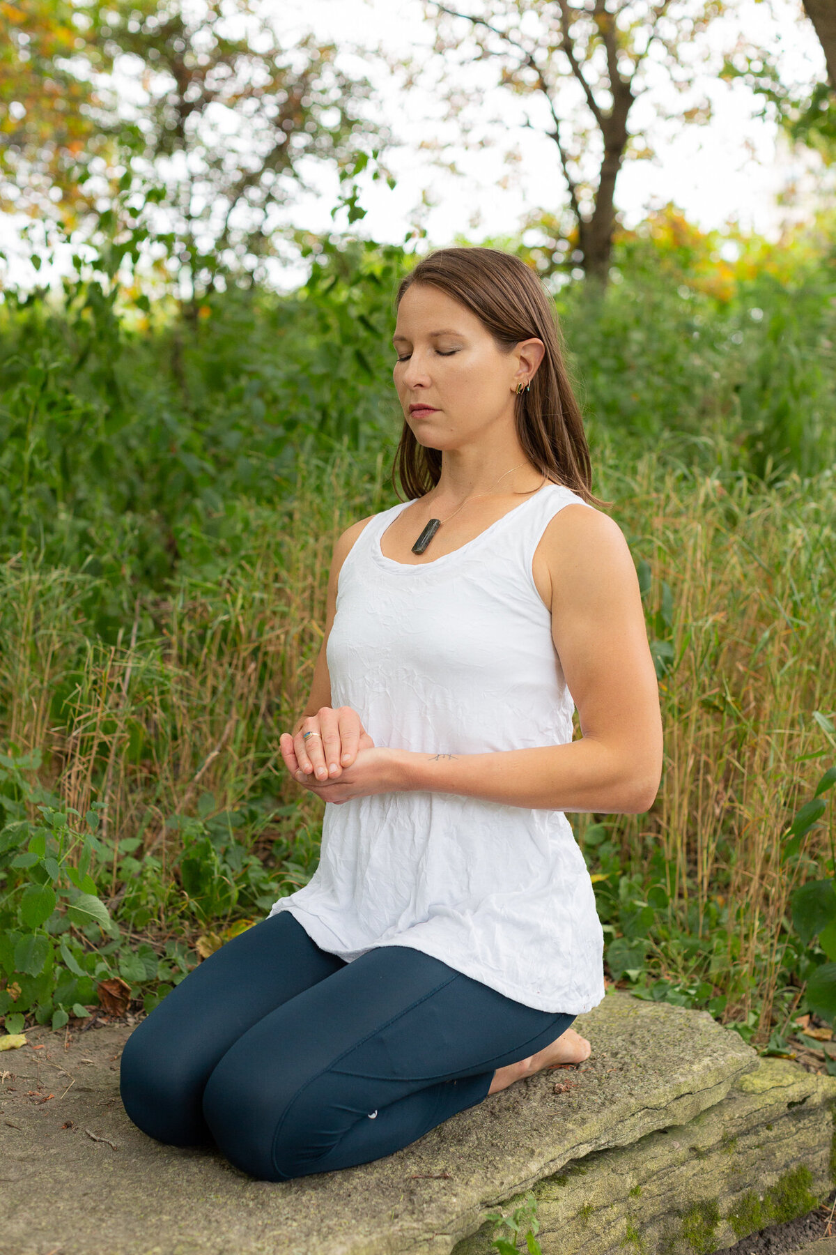 Lindsay-Yoga-Meditation-Teacher-Brand-Photos-Chicago-11