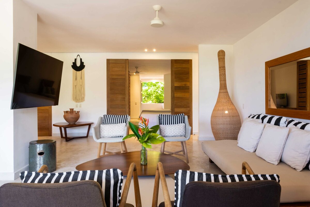 03-2-El-Careyes-Club-and-Residences-Residence-113-3BDR-16