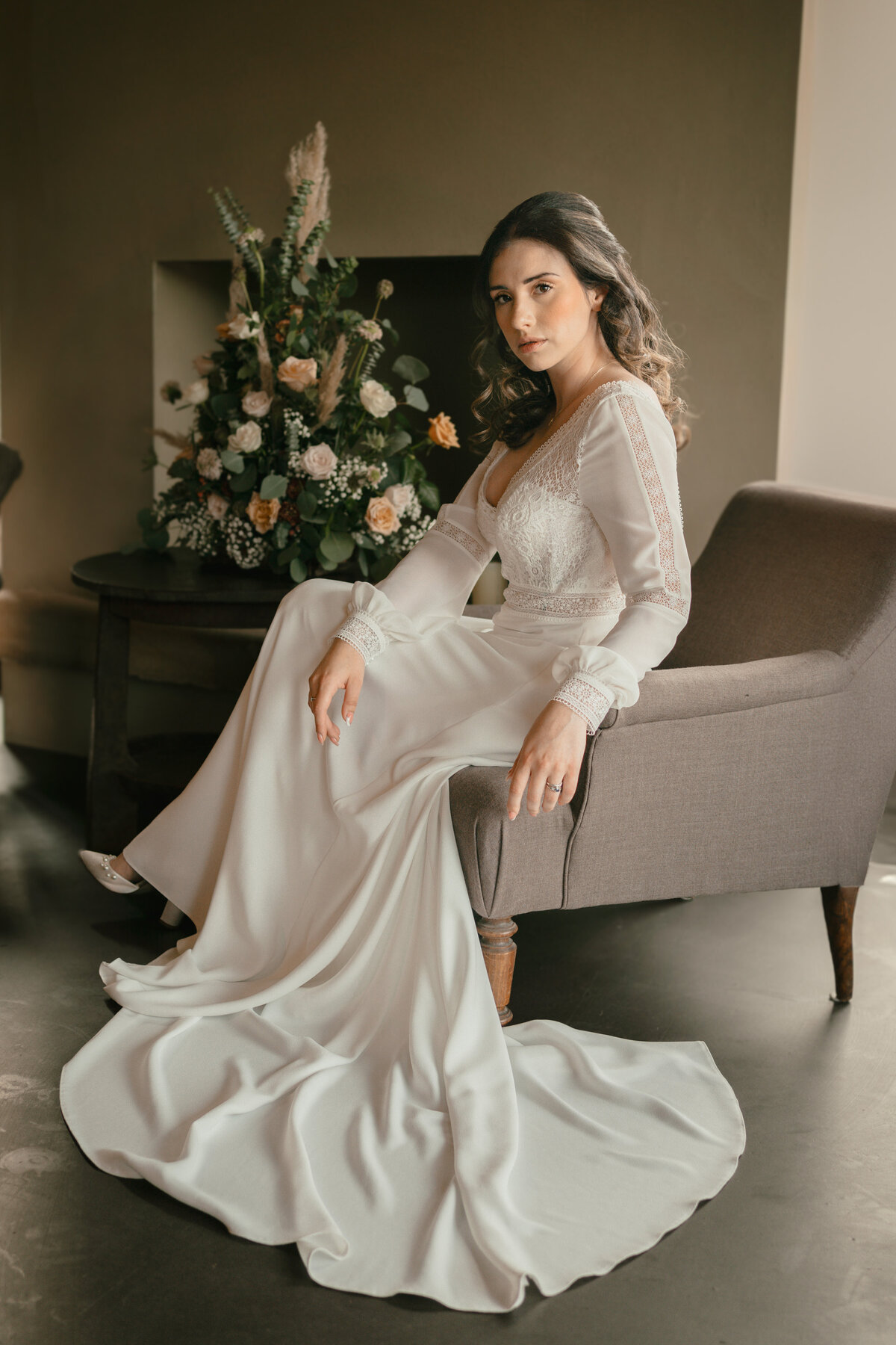 modern-boho-bridal-portrait
