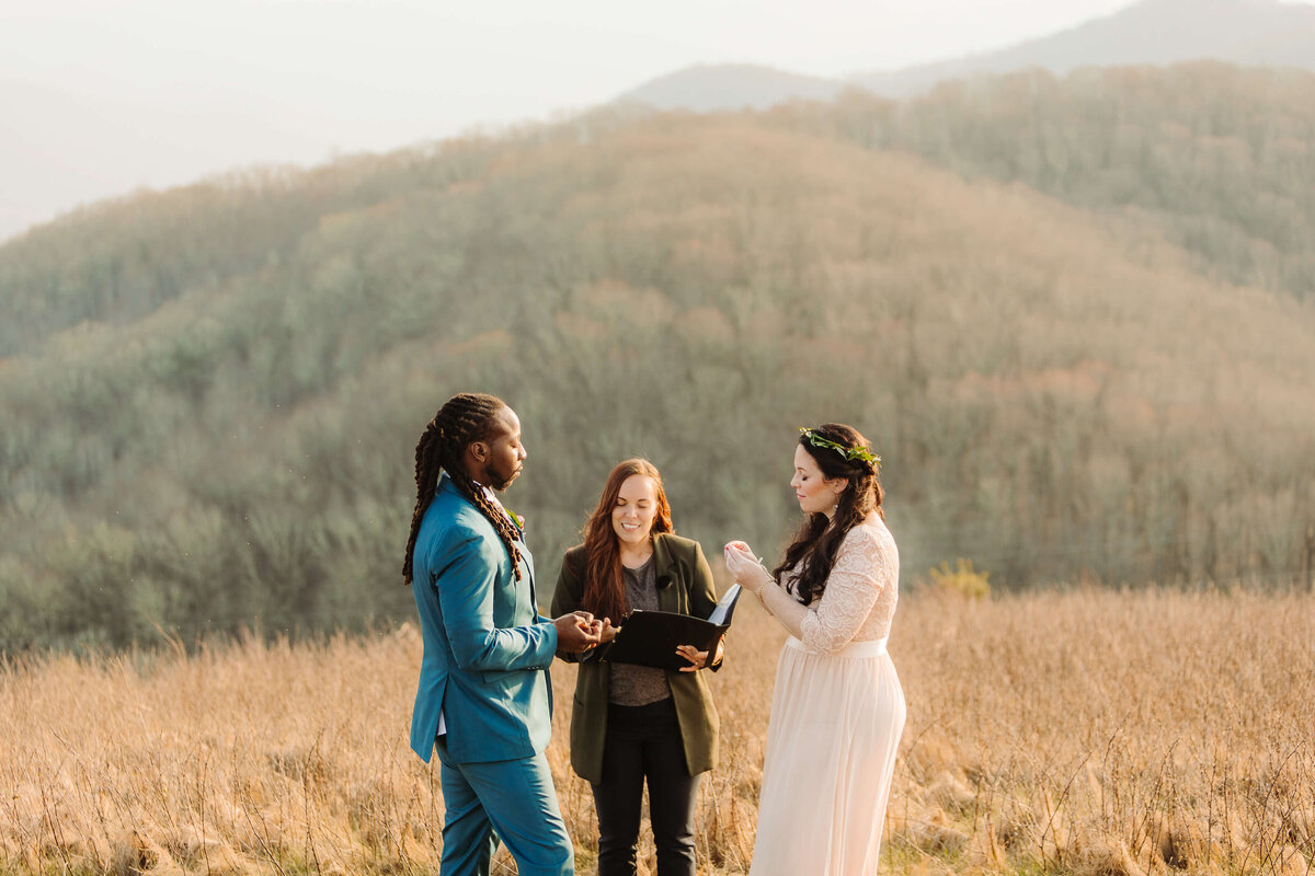 Max-Patch-Sunset-Mountain-Elopement-30