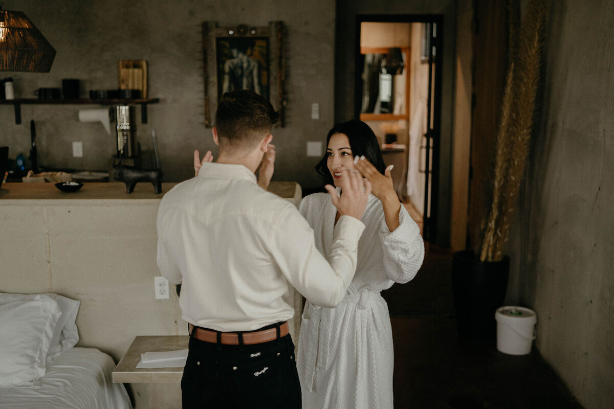 Josh+ElianaGettingReady-186