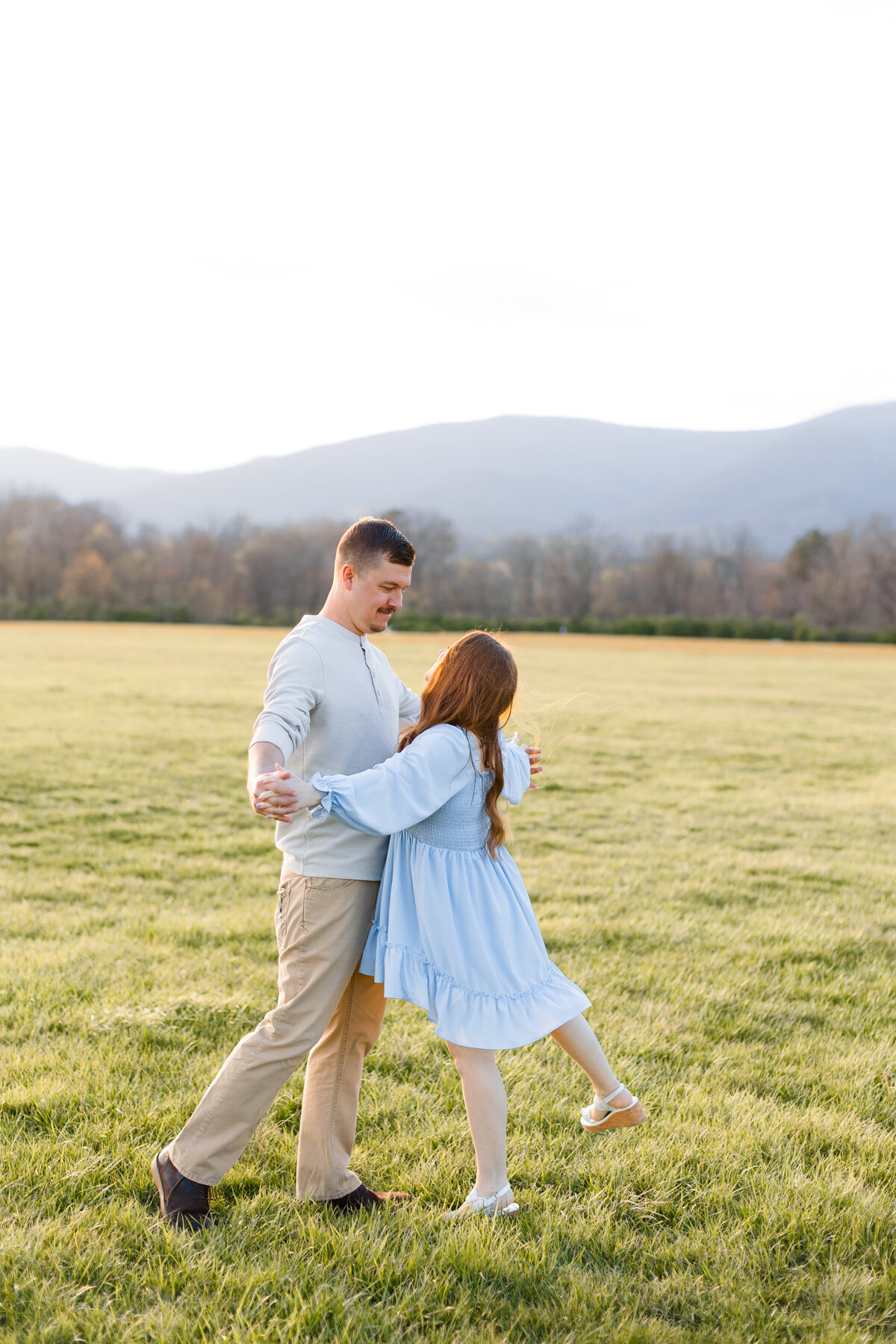 Greenhill-Park-Engagement-Session-In-Salem-Virginia