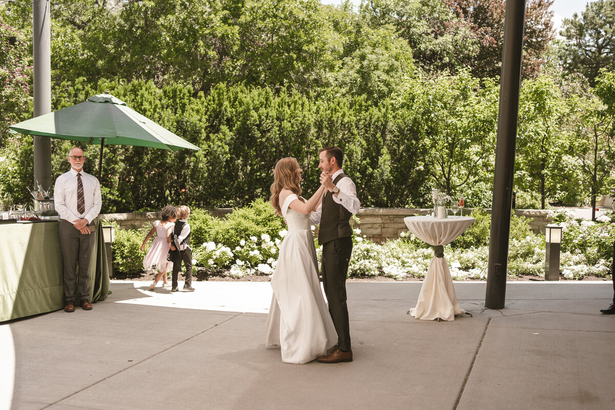 Reception (125)