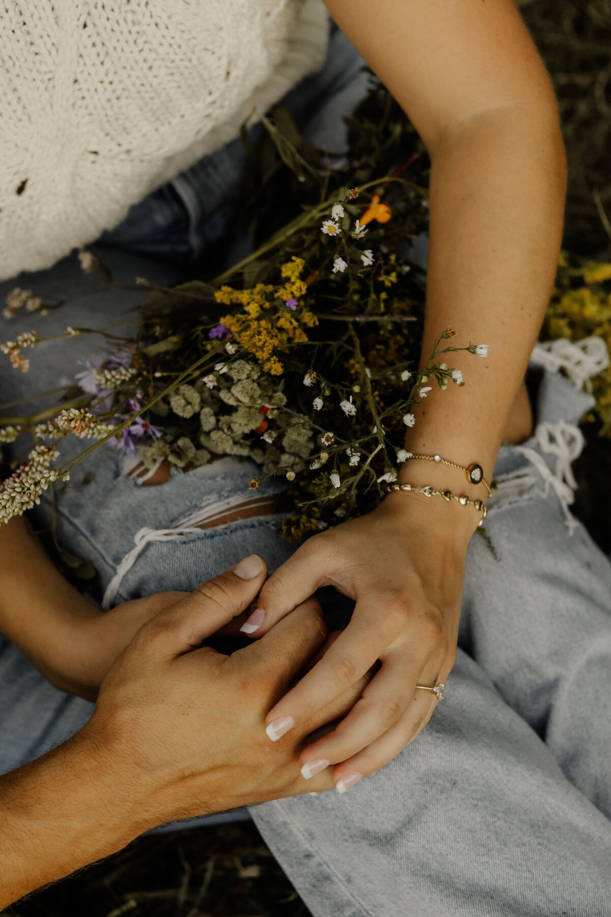 whimsical-wildflower-engagement-1
