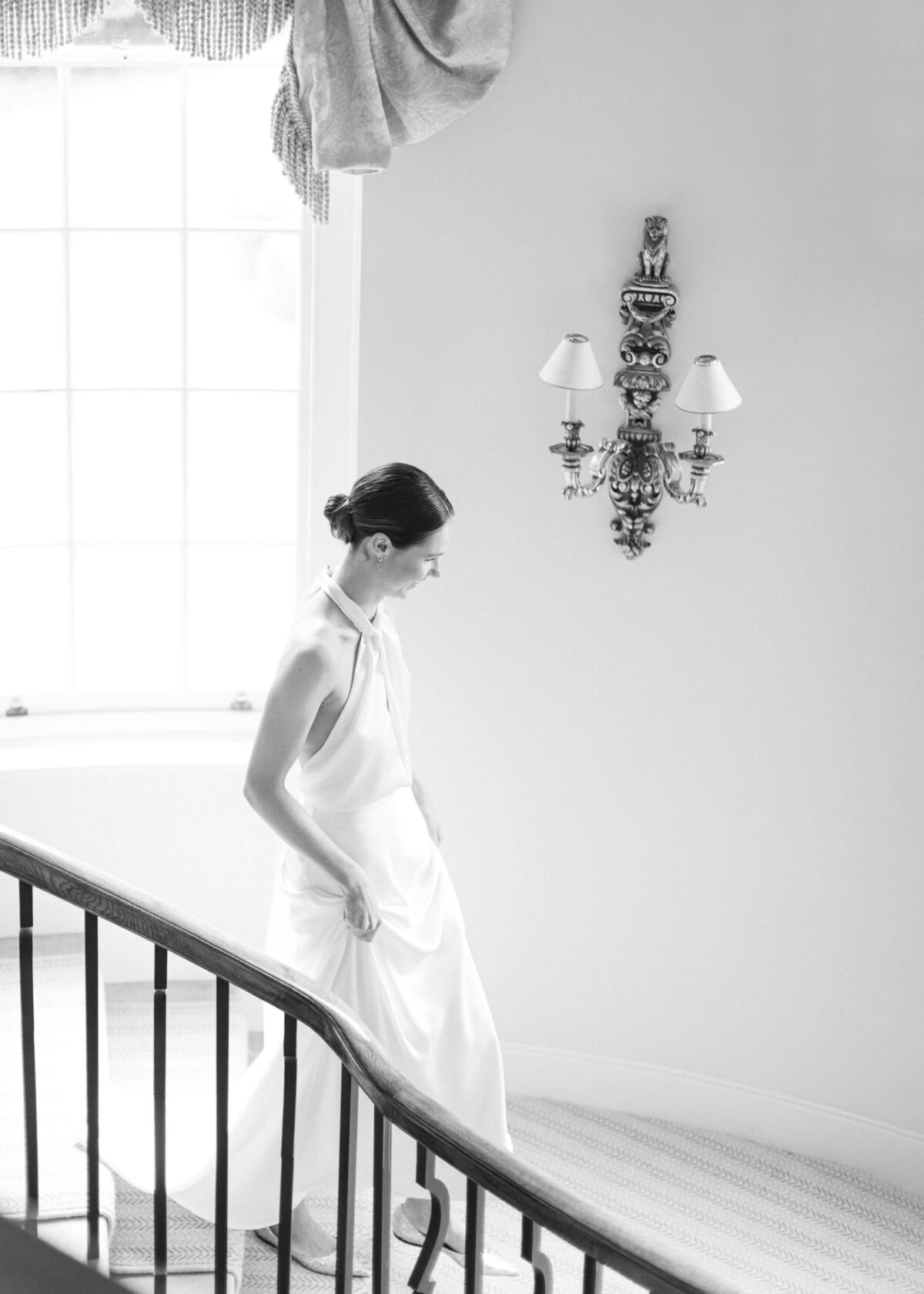chloe-winstanley-weddings-halfpenny-dress-stairs