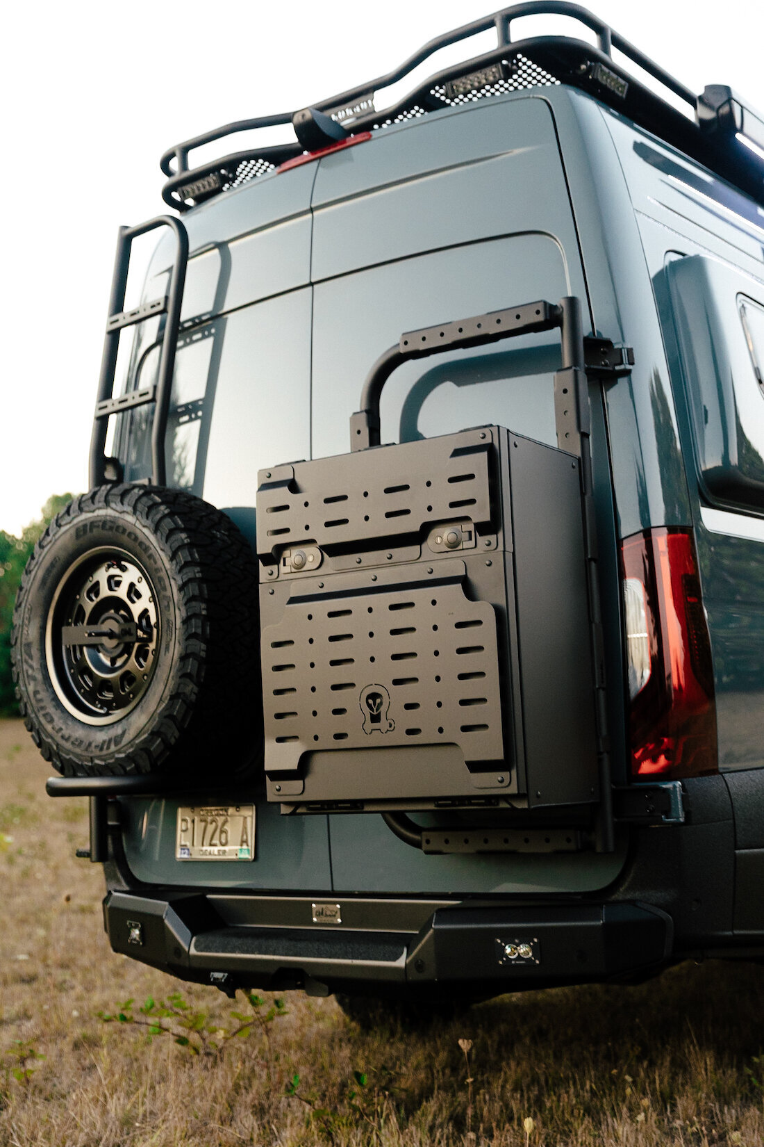 5_PawPrintsPitStops250918_BMV_SlowFastcreative_1036