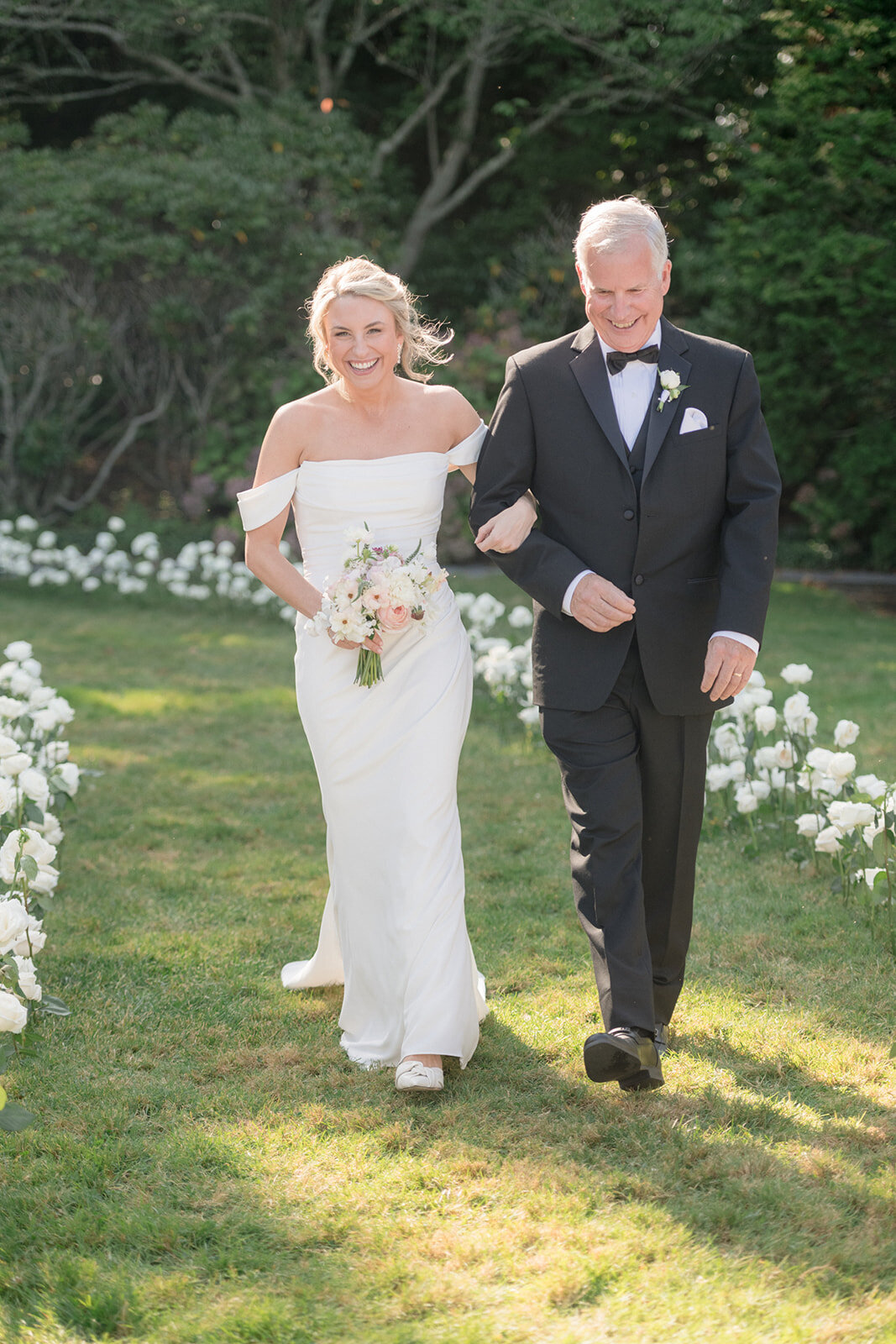 Wedding_Chanler Cliff Walk_Newport Mansions_RI__252HBC_4933©HilaryBlock