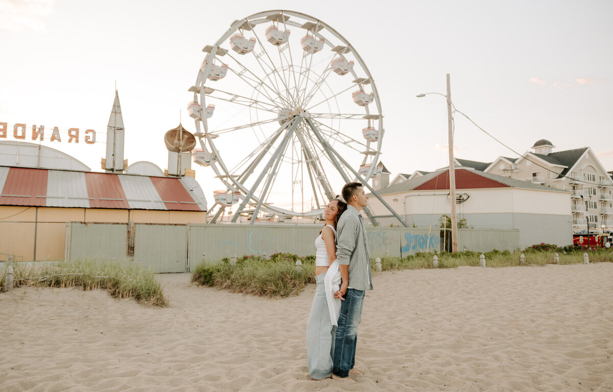 old-orchard-beach-couple