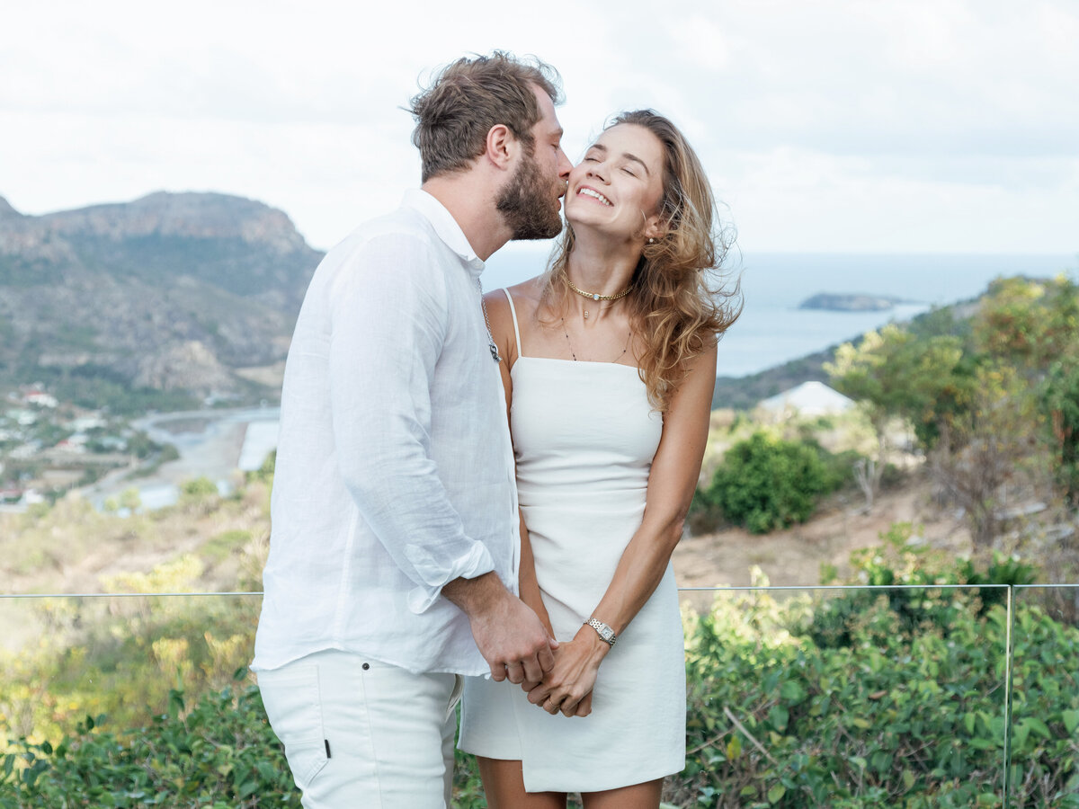 08-Couple-StBarths-Portrait-2022-(c)TisaSencur