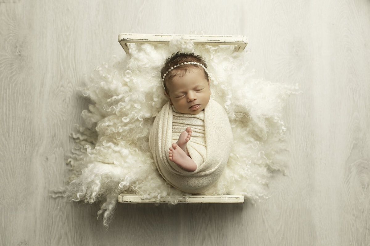 DFW-newborn-photographer-chunky-monkey-1
