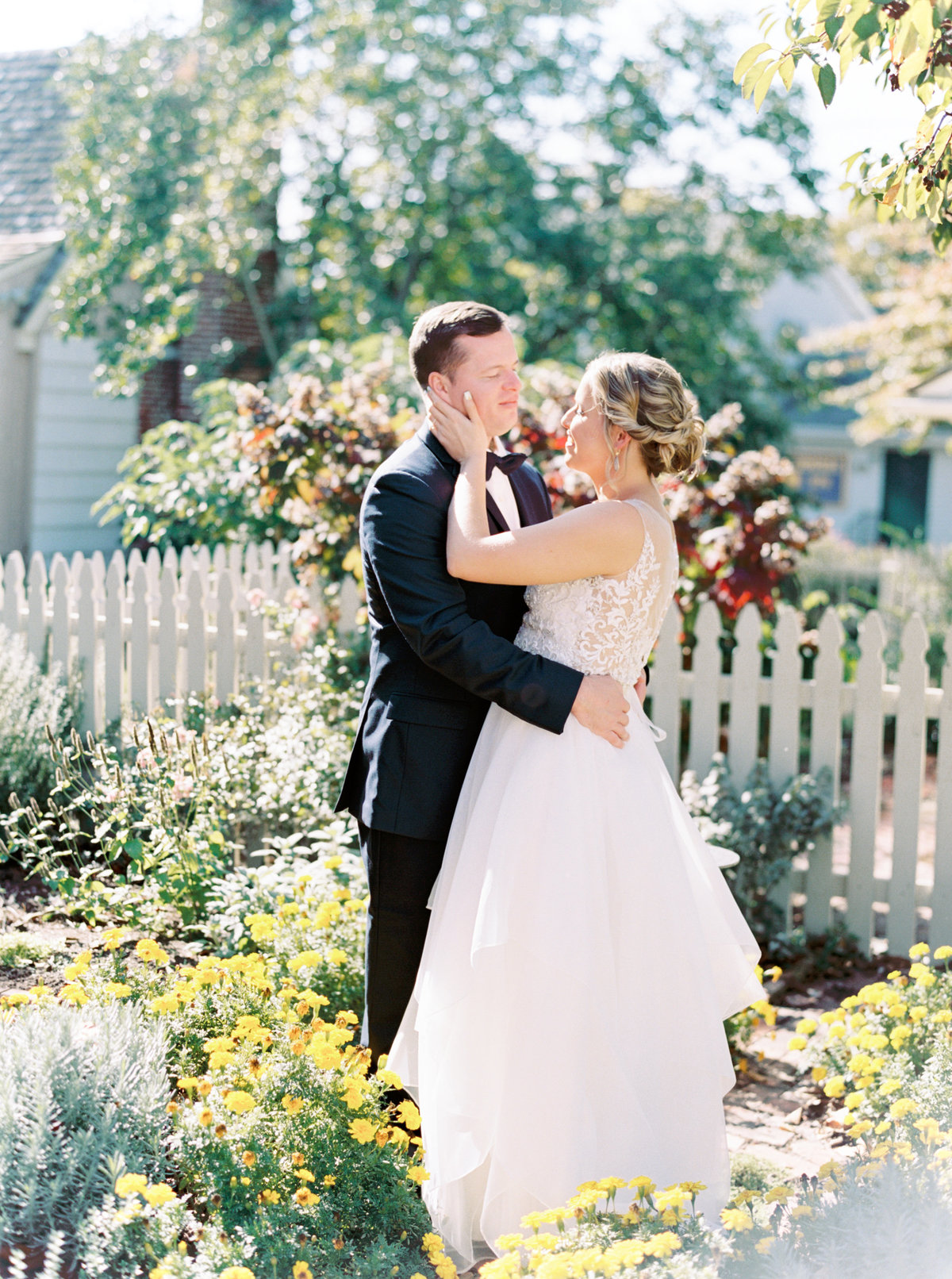 Easton_Maryland-fall-backyard-wedding-photographer-Richmond-natalie-jayne-photography-image-08