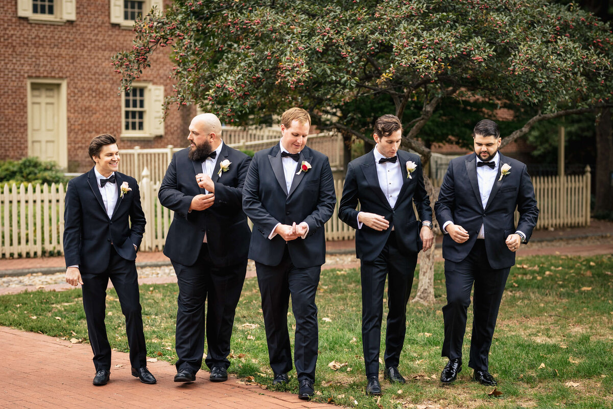 Black Groomsmen Suit & Bow