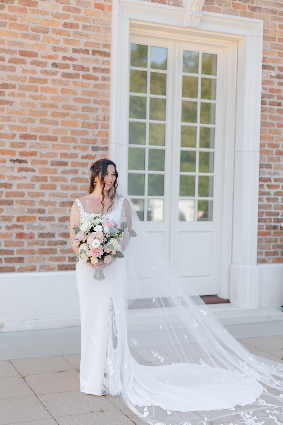 Classy-Editorial-Wedding-Oxbow-Estate-Clayton-North-Carolina-LB1-65