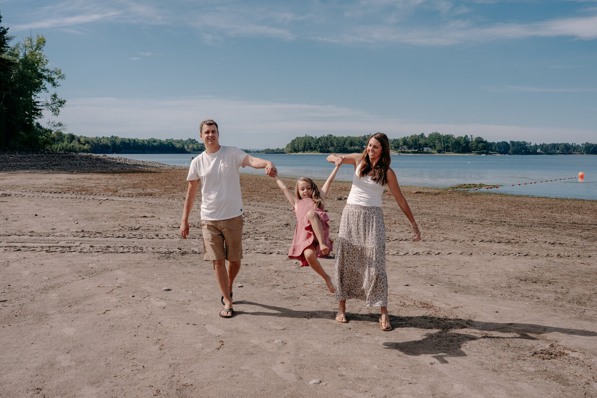 Family-Session-Lake-Delta-Rome-New-York-Santana-Block-Photography-74