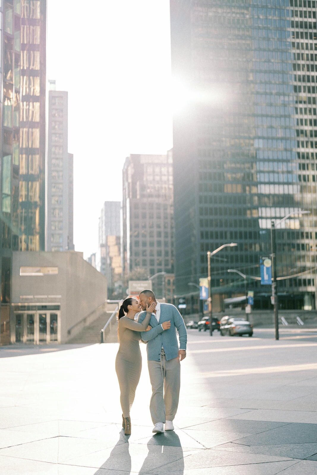 E11-Engagement-photo-shoot-in-Downtown-Toronto-Maria-and-DeVon-2025-04-14-2500px-1025