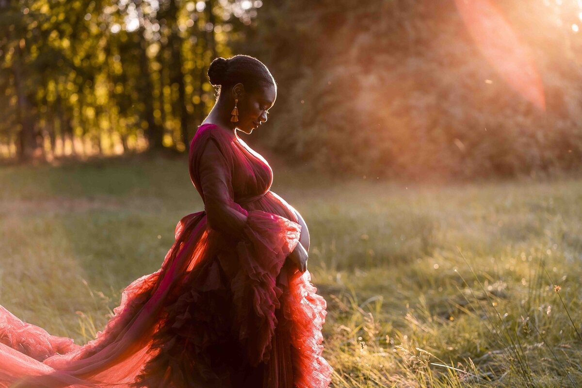 Luxury Maternity Photographer Sun Glare Ethereal Outdoors Glamour POC Lana Stewart Studios