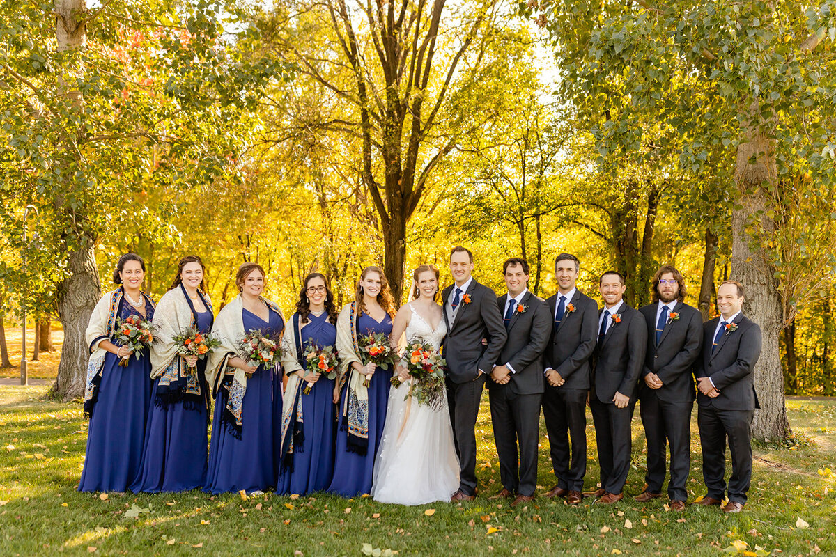 wedding-party-group-autumn-blue-orange-shawl