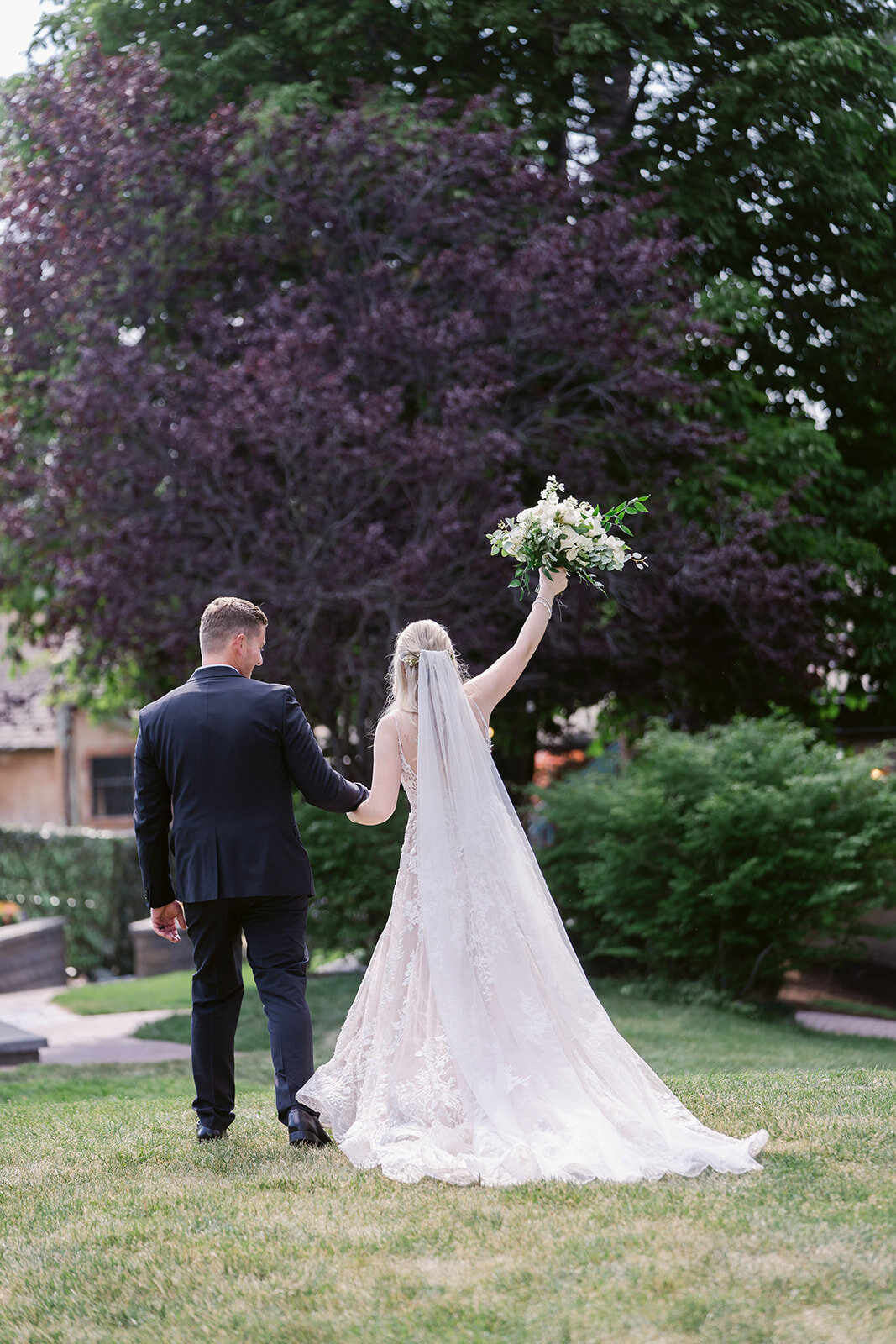 la-caille-summer-utah-mountain-wedding-pepper-nix-2112-1324