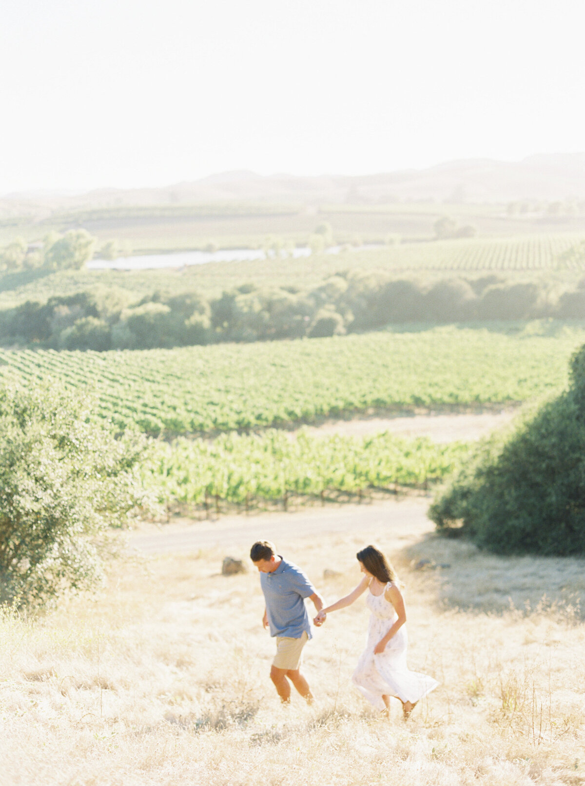 Emily March Photography Wilmington, North Carolina and Destination Wedding Engagement Photographer Heirloom Photography for Memorable Gatherings Light Airy Sentimental Imagery Images Weddings Risks_05