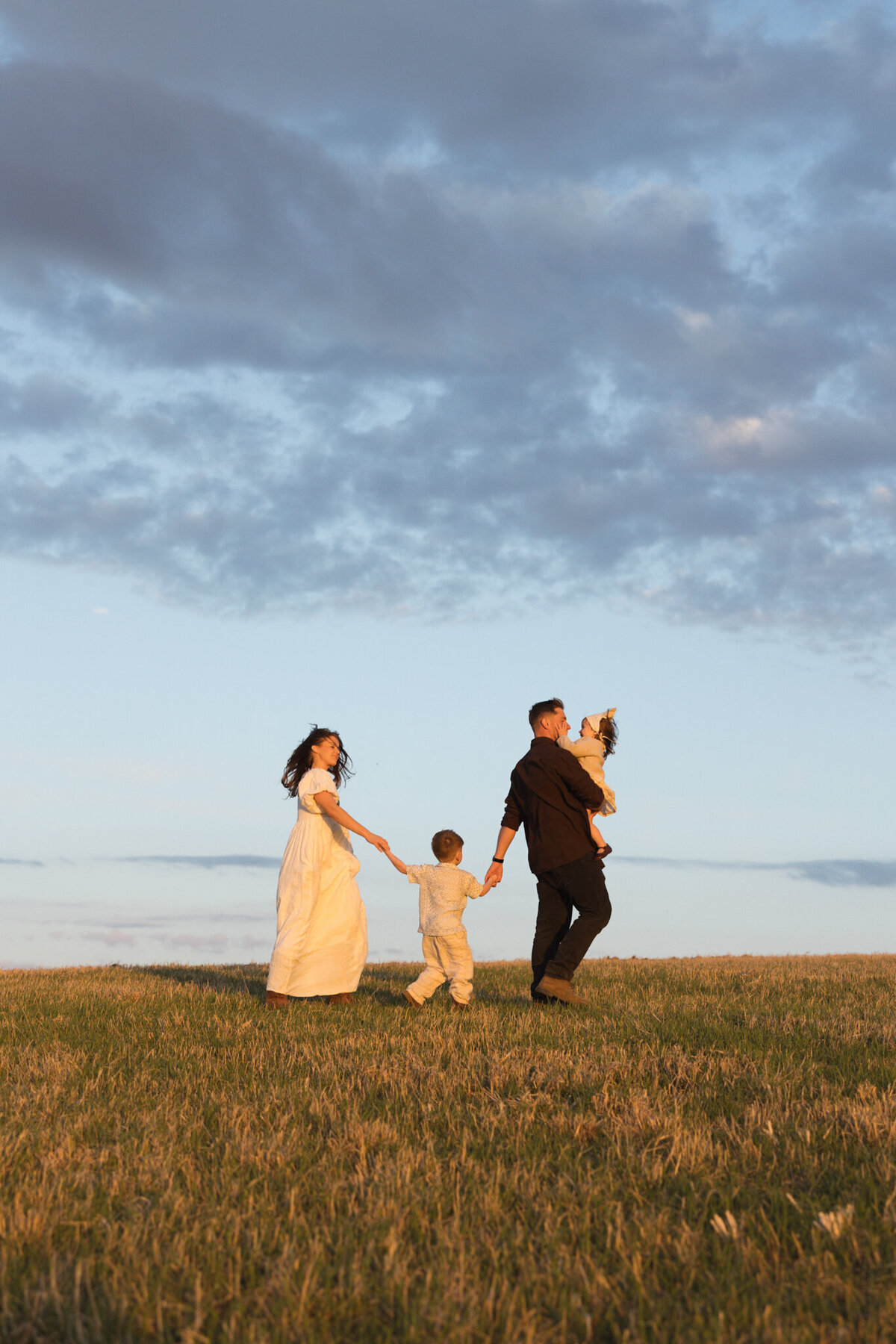 farm family photos, midwest family photographer, documentary photographer, sioux falls family photographer, rcc photography-10