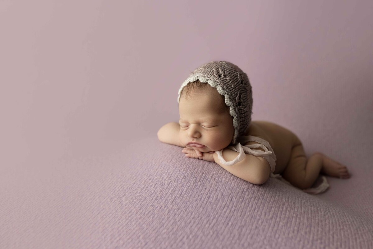 Professional Newborn Photographer | London, ON | Ogg Photography