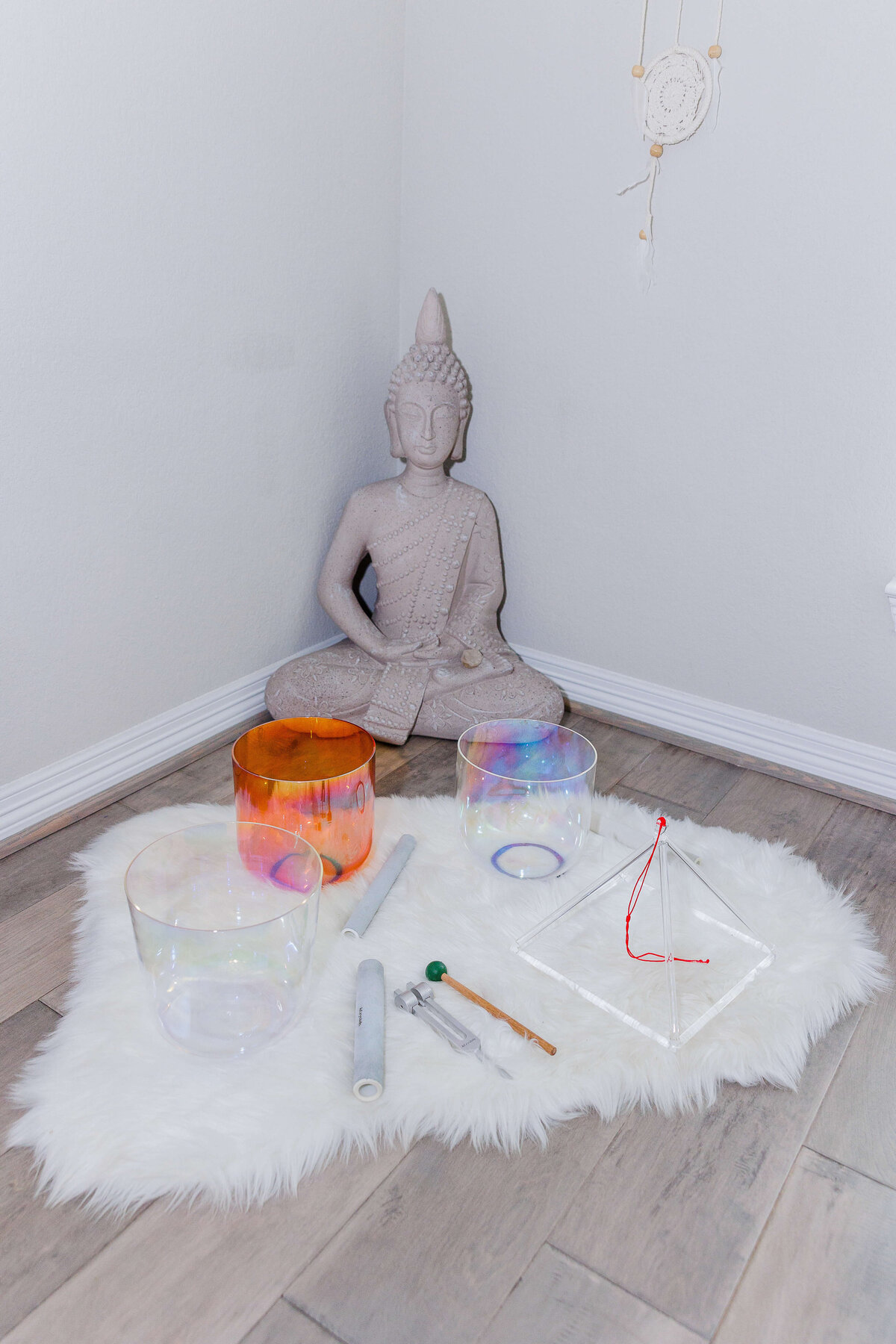 Budda and sound healing bowls
