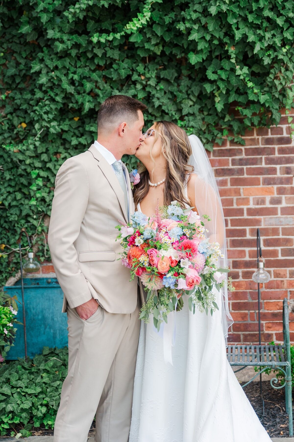 2024-08-31-Emily-Jesse-Wedding-35