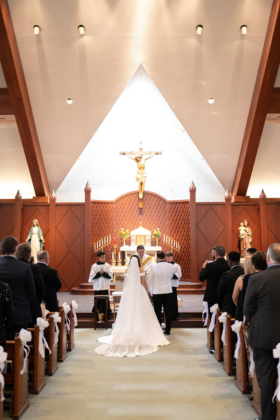 KeithAhnPhotography_February_Catholic_Wedding_Virginia_015