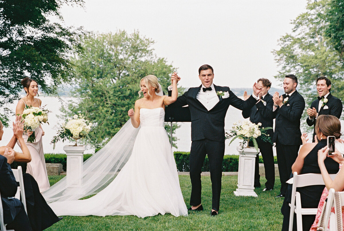 Glen Manor RI Wedding-Halie Child Photography-31