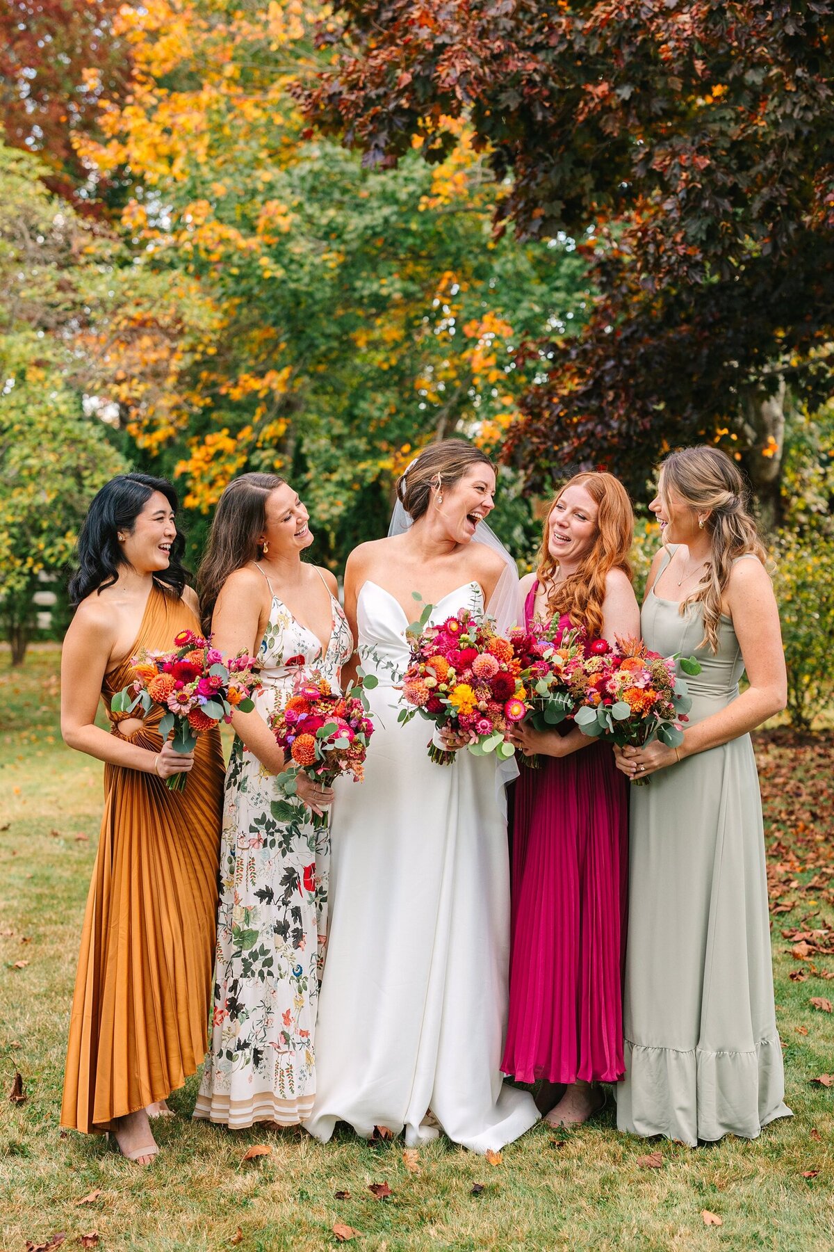Live_Well_Farm_Colorful_Fall_Wedding_Harpswell_Maine_Photography_0043