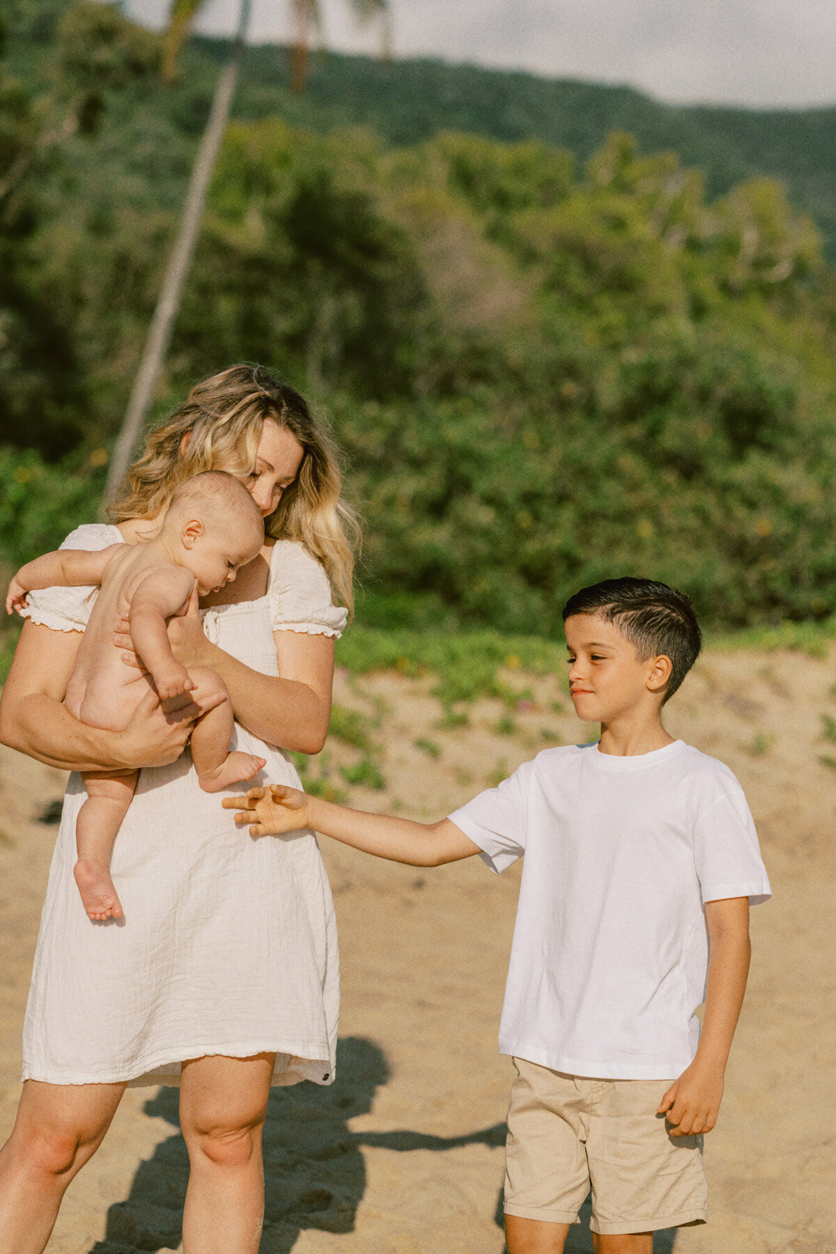 ellis-beach-sunrise-family-engagement-shoot-225