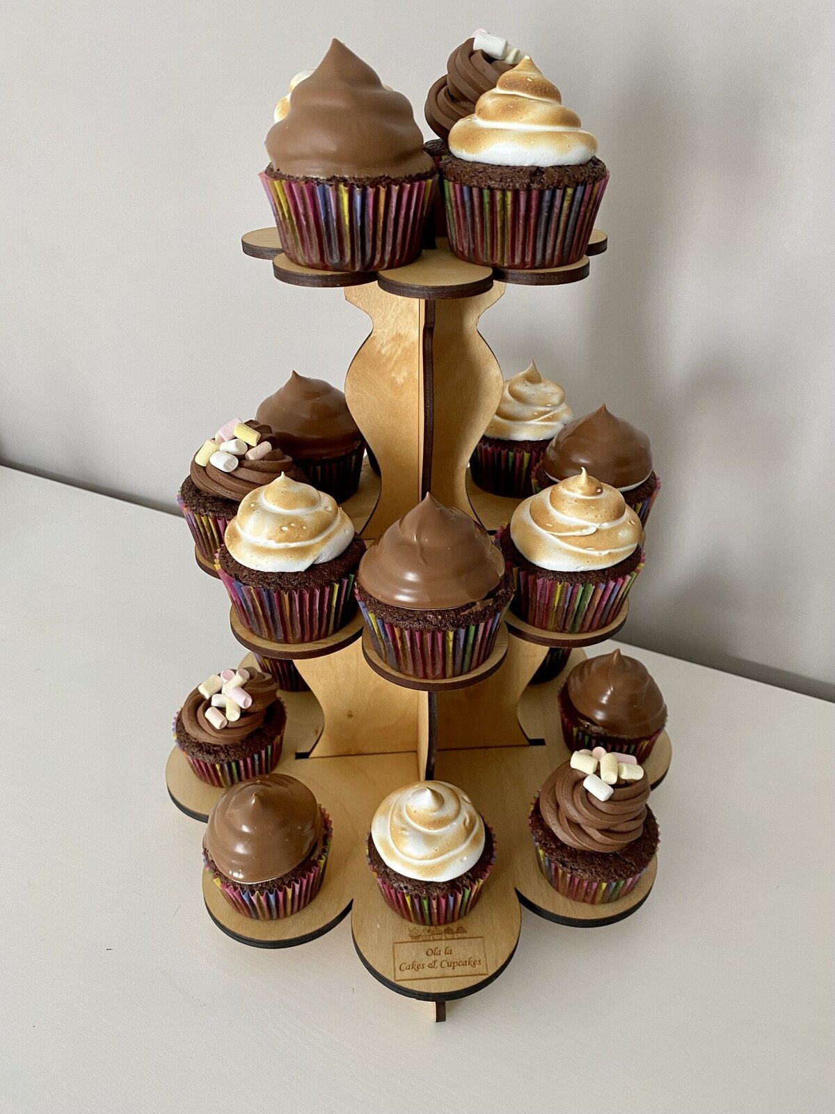 OLaLa Cakes & Cupcakes
